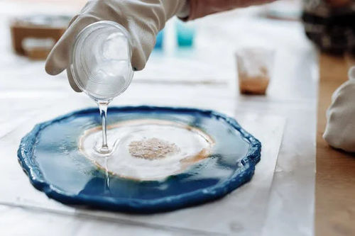 Aktueller Firmenfall über In einem Epoxidharzsystem, welche Art von Anti-Settling Agent wählen wir?